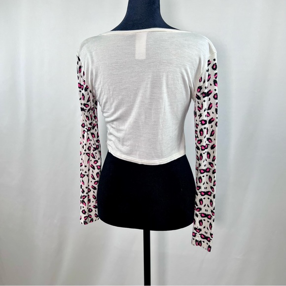 Barbie bedazzled long sleeve crop top with rhinestones and animal print size S - Picture 3 of 3